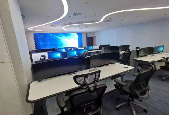 指挥中心控制台如何做到与显示屏巧妙结合